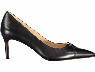Black Leather Women Classic Shoe