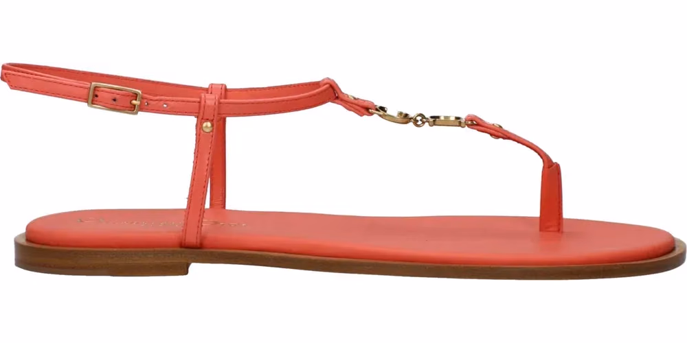 Christian Dior Pink Leather Flip-Flop Sandals